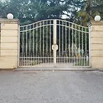 15 - Center فندق تيرانا