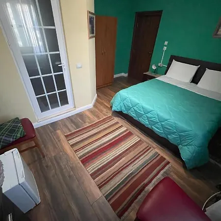 15 - Center מלון