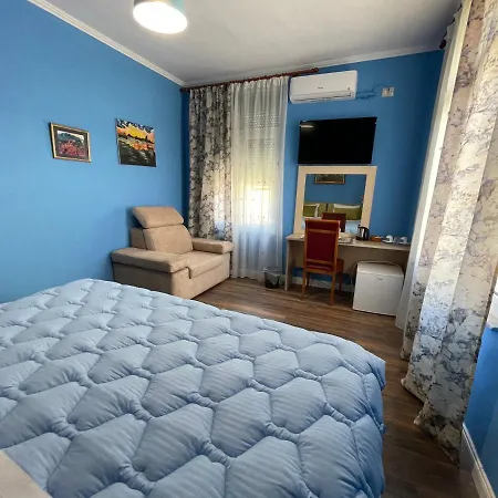 מלון 15 - Center טיראנה