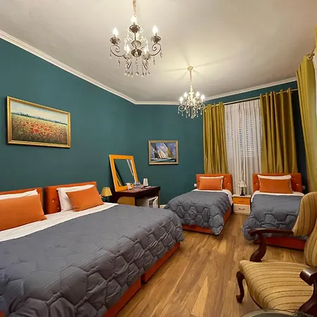 מלון 15 - Center 4*