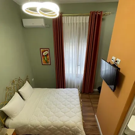 15 - Center מלון