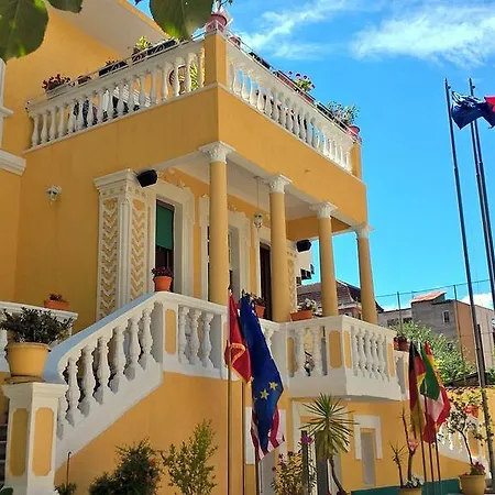 15 - Center Hotel 4*