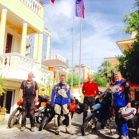 15 - Center מלון