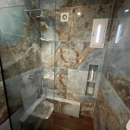 酒店 15 - Center 4*