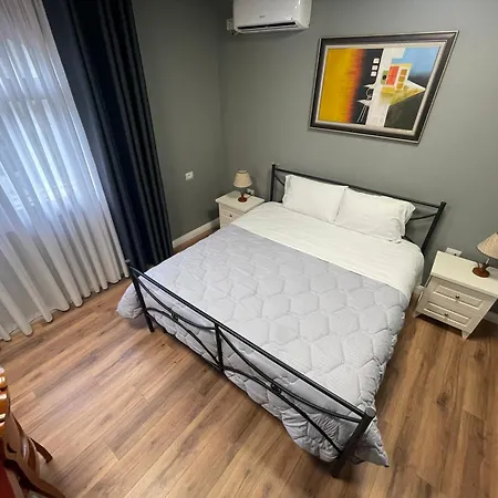 酒店 15 - Center 地拉那