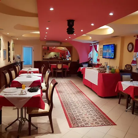 酒店 15 - Center 地拉那